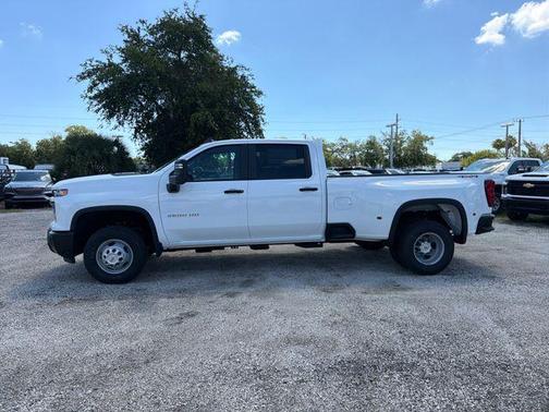 Summit White 2026 Chevrolet Silverado 3500 Crew Cab, Long Bed, WT Dual Rear Wheel, RWD