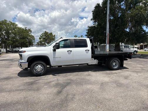 Summit White 2026 Chevrolet Silverado 3500 WT