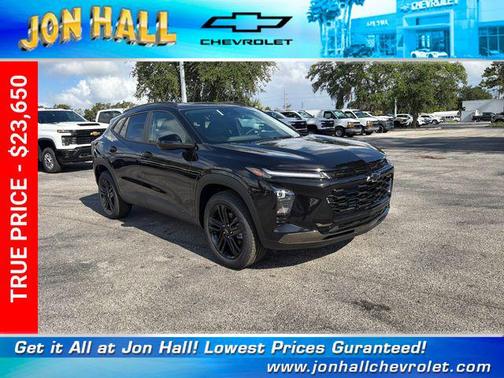 Mosaic Black Metallic 2026 Chevrolet Trax FWD ACTIV