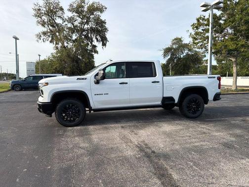 Summit White 2026 Chevrolet Silverado 2500 LTZ