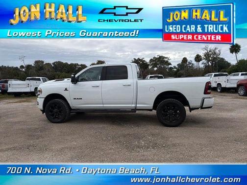 2024 RAM 3500 Laramie Crew Cab 4x4 6'4' Box