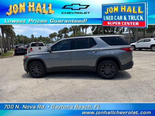Satin Steel Metallic 2021 Chevrolet Traverse RS