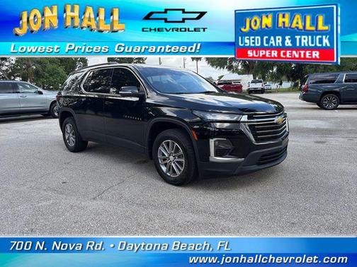 Mosaic Black Metallic 2023 Chevrolet Traverse LT Leather