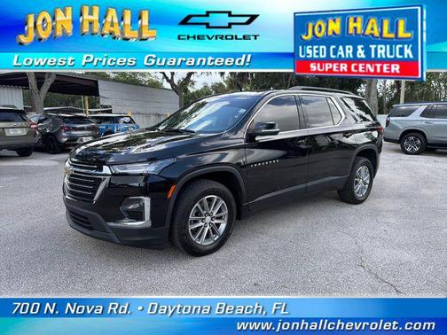 Mosaic Black Metallic 2023 Chevrolet Traverse LT Leather