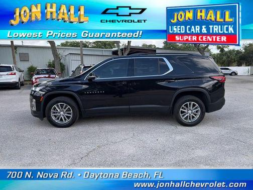 Mosaic Black Metallic 2023 Chevrolet Traverse LT Leather