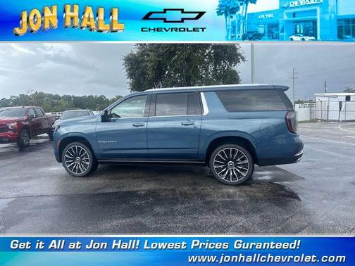 2025 Chevrolet Suburban 4WD High Country
