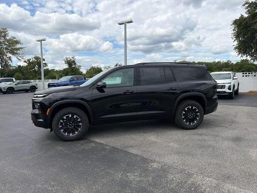 Mosaic Black Metallic 2026 Chevrolet Traverse AWD Z71