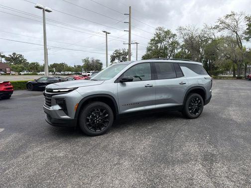 Sterling Gray Metallic 2026 Chevrolet Traverse LT
