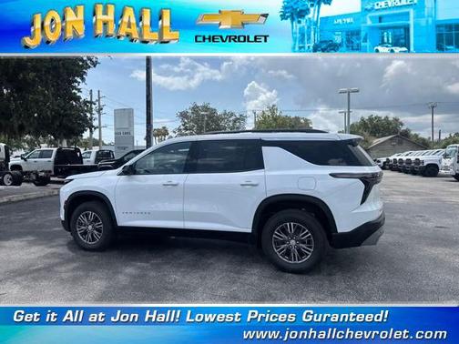 2025 Chevrolet Traverse LT