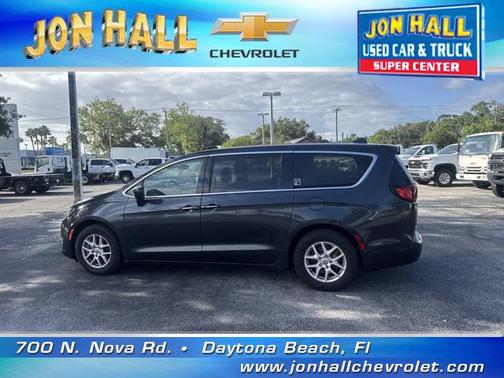 2020 Chrysler Pacifica Touring