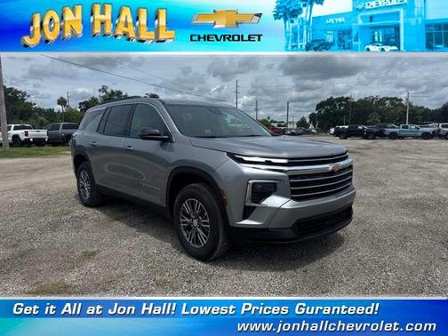 2025 Chevrolet Traverse LT