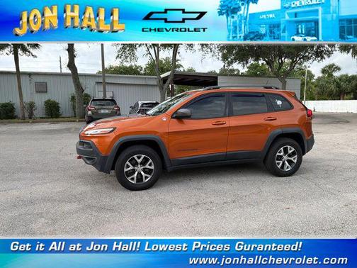 Mango Tango Pearlcoat 2015 Jeep Cherokee Trailhawk