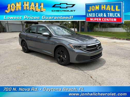Platinum Gray Metallic 2022 Volkswagen Jetta 1.5T SE