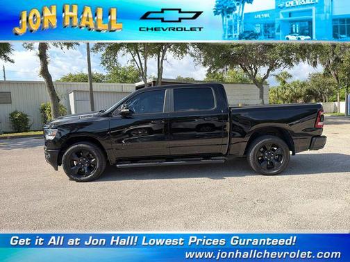 Diamond Black Crystal Pearlcoat 2019 RAM 1500 Big Horn