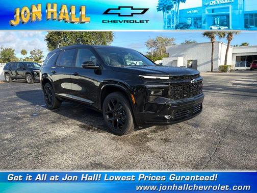 Mosaic Black Metallic 2026 Chevrolet Traverse RS