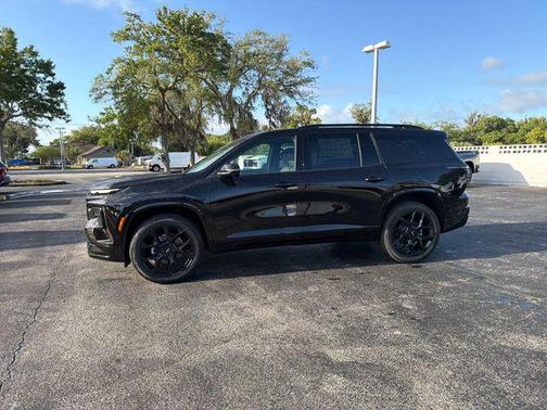 Mosaic Black Metallic 2026 Chevrolet Traverse RS