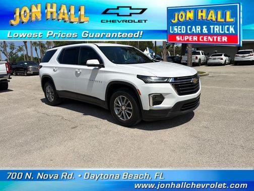 Summit White 2023 Chevrolet Traverse LT Cloth