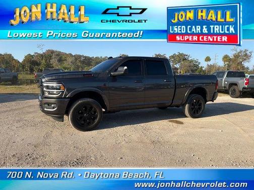 2022 RAM 2500 Laramie Crew Cab 4x4 6'4' Box