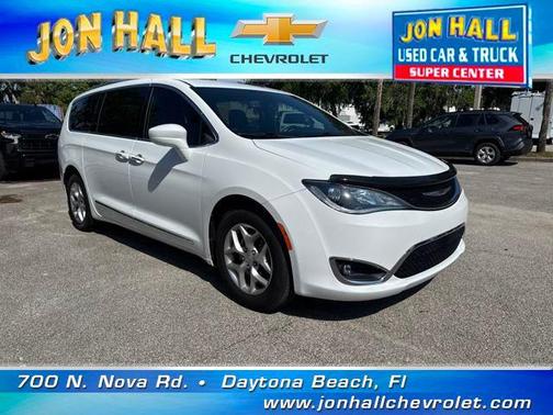 2020 Chrysler Pacifica Touring L