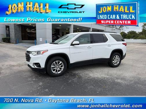 Summit White 2021 Chevrolet Traverse LT Cloth