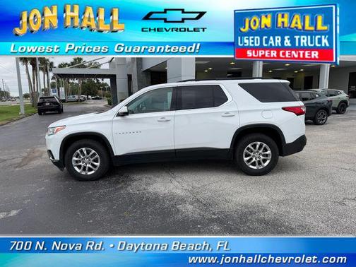 Summit White 2021 Chevrolet Traverse LT Cloth