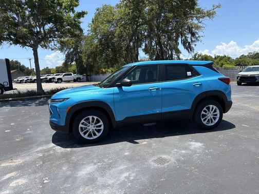 Marina Blue Metallic 2026 Chevrolet Trailblazer LS