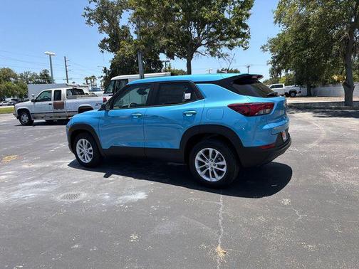 Marina Blue Metallic 2026 Chevrolet Trailblazer LS