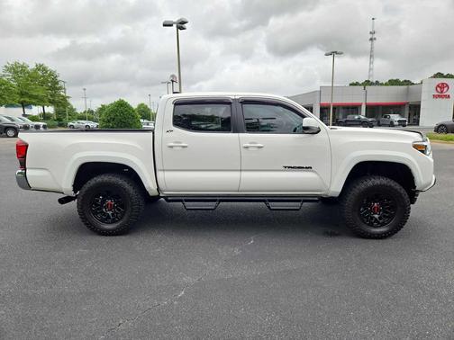 Super White 2021 Toyota Tacoma SR5