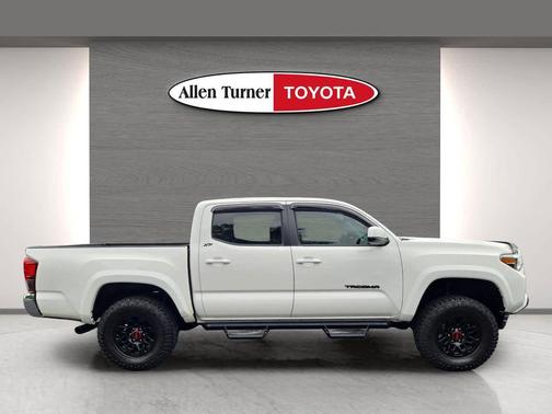 Super White 2021 Toyota Tacoma SR5