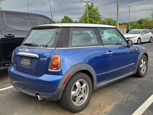 2008 MINI Cooper Base