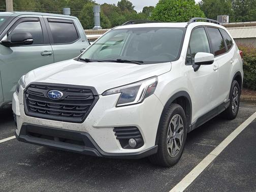 2022 Subaru Forester Premium