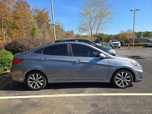 2017 Hyundai Accent Value Edition