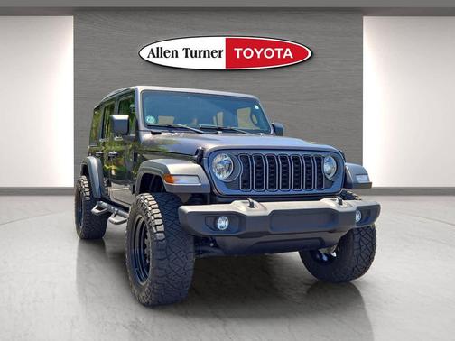 Granite Crystal Metallic Clearcoat 2025 Jeep Wrangler Sport