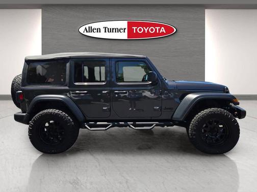 Granite Crystal Metallic Clearcoat 2025 Jeep Wrangler Sport