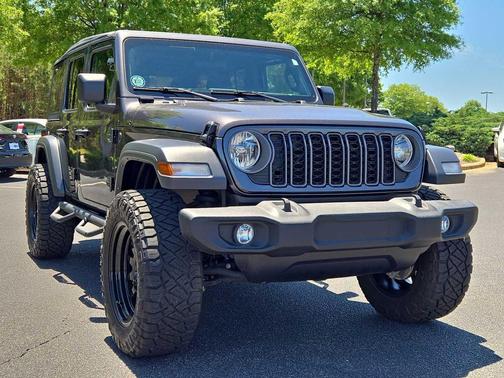 Granite Crystal Metallic Clearcoat 2025 Jeep Wrangler Sport