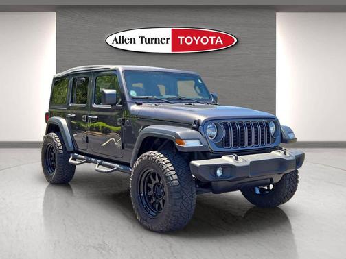 Granite Crystal Metallic Clearcoat 2025 Jeep Wrangler Sport