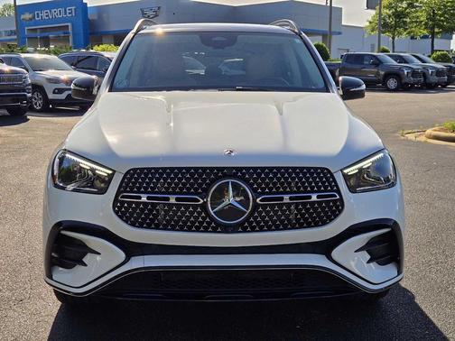 Polar White 2026 Mercedes-Benz GLE 450 4MATIC