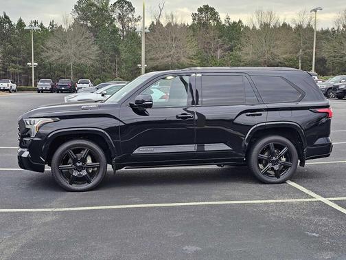 2023 Toyota Sequoia Platinum