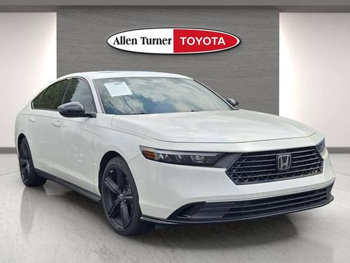 Platinum White Pearl 2023 Honda Accord Hybrid Sport-L