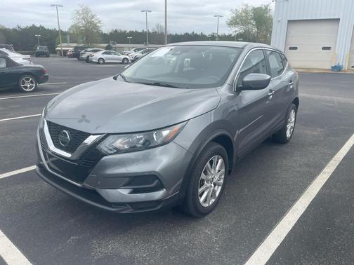 2022 Nissan Rogue Sport S