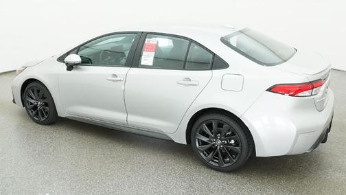 Classic Silver Metallic 2026 Toyota Corolla SE