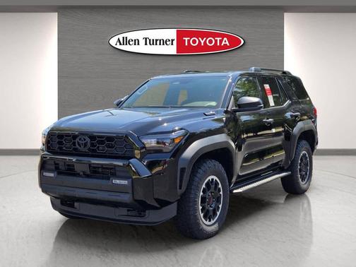 2025 Toyota 4Runner TRD Off Road