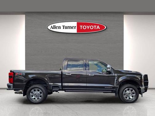 2024 Ford F-350 Lariat