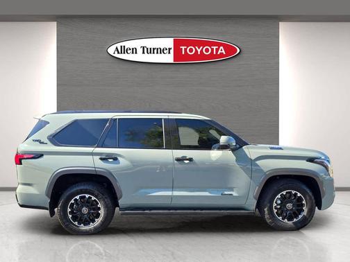 2023 Toyota Sequoia Limited