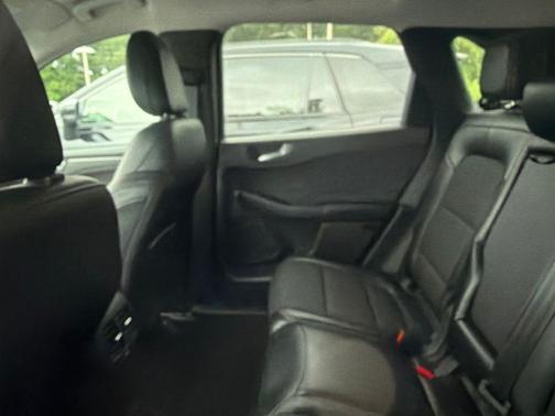 Star White Metallic Tri-Coat 2023 Ford Escape PHEV SE