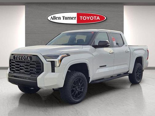 Ice Cap 2026 Toyota Tundra SR5