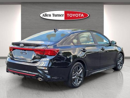 2021 Kia Forte GT-Line