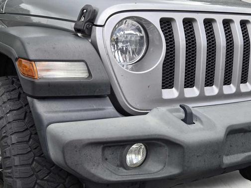 Billet Silver Metallic Clearcoat 2020 Jeep Wrangler Unlimited Sport