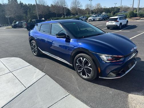 Yacht Blue 2022 Kia EV6 Wind