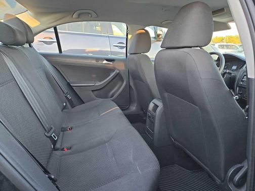 2014 Volkswagen Jetta Auto S